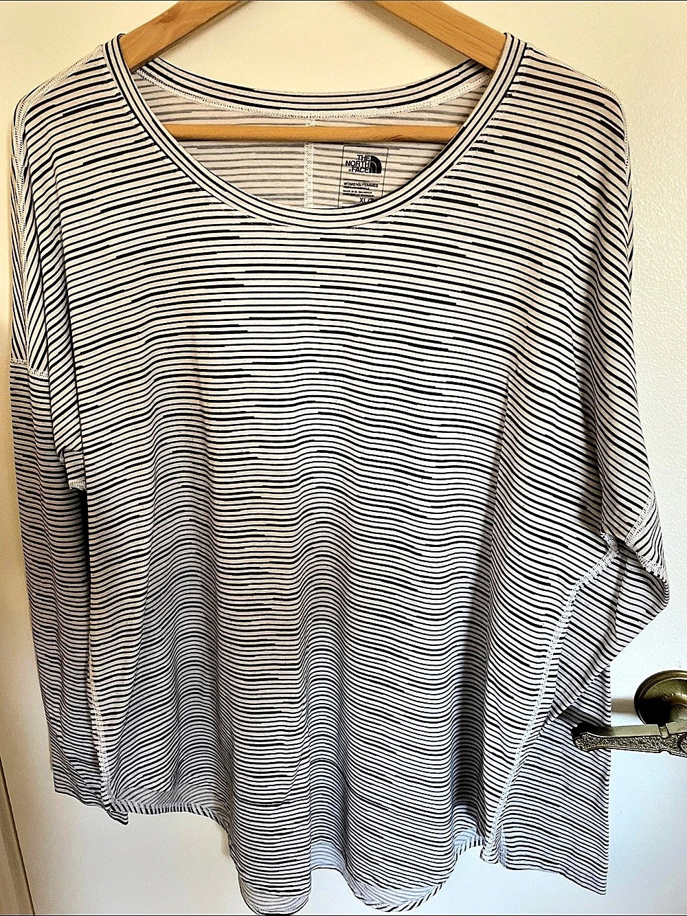 The North Face Striped Long Sleeve Top White & Charcoal Size XL